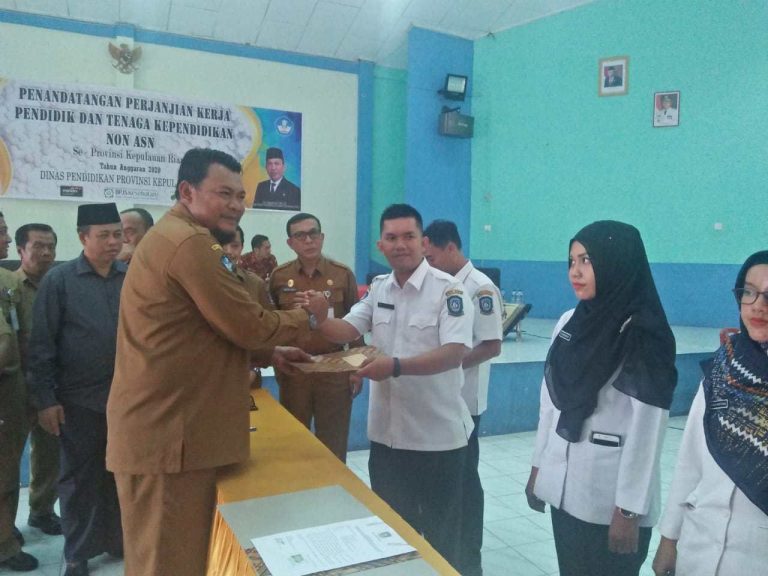 ca79de96-34f9-4a61-ad23-20209f0478d4