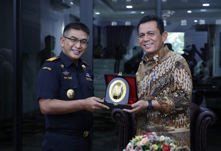 7ecd86ffa1583d63e309b592a5a0fb47