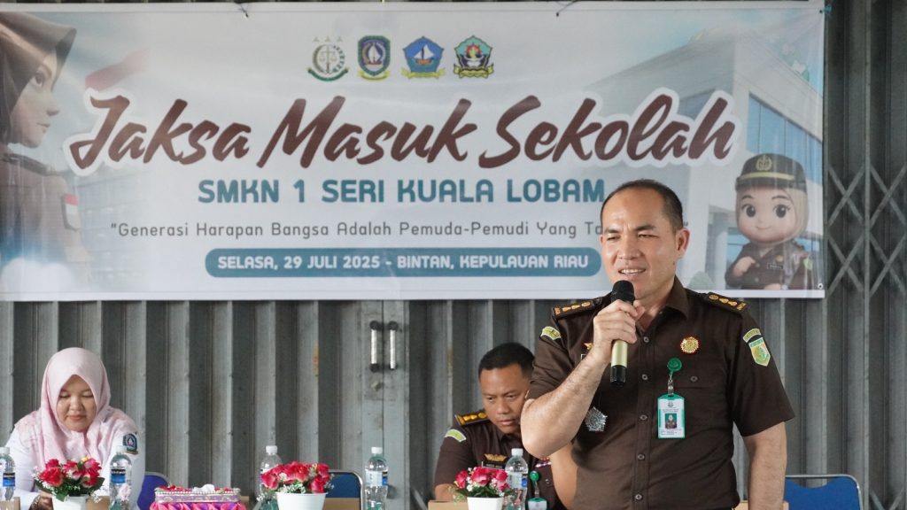 jaksa-masuk-sekolah-smkn-1-seri-koala-lobam-bintan