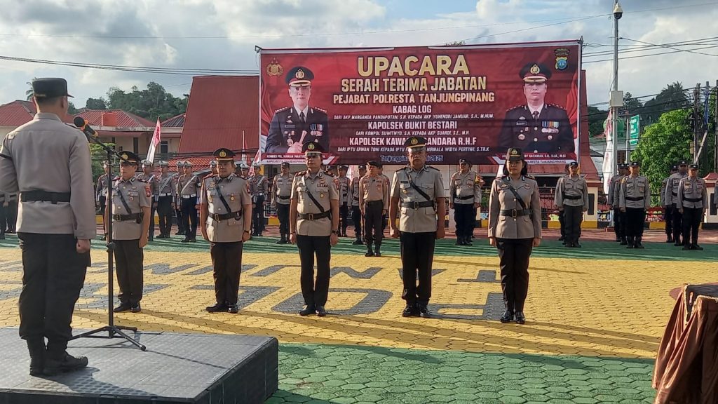 upacara-sertijab-polwan-kapolsek-rhf-tanjungpinang