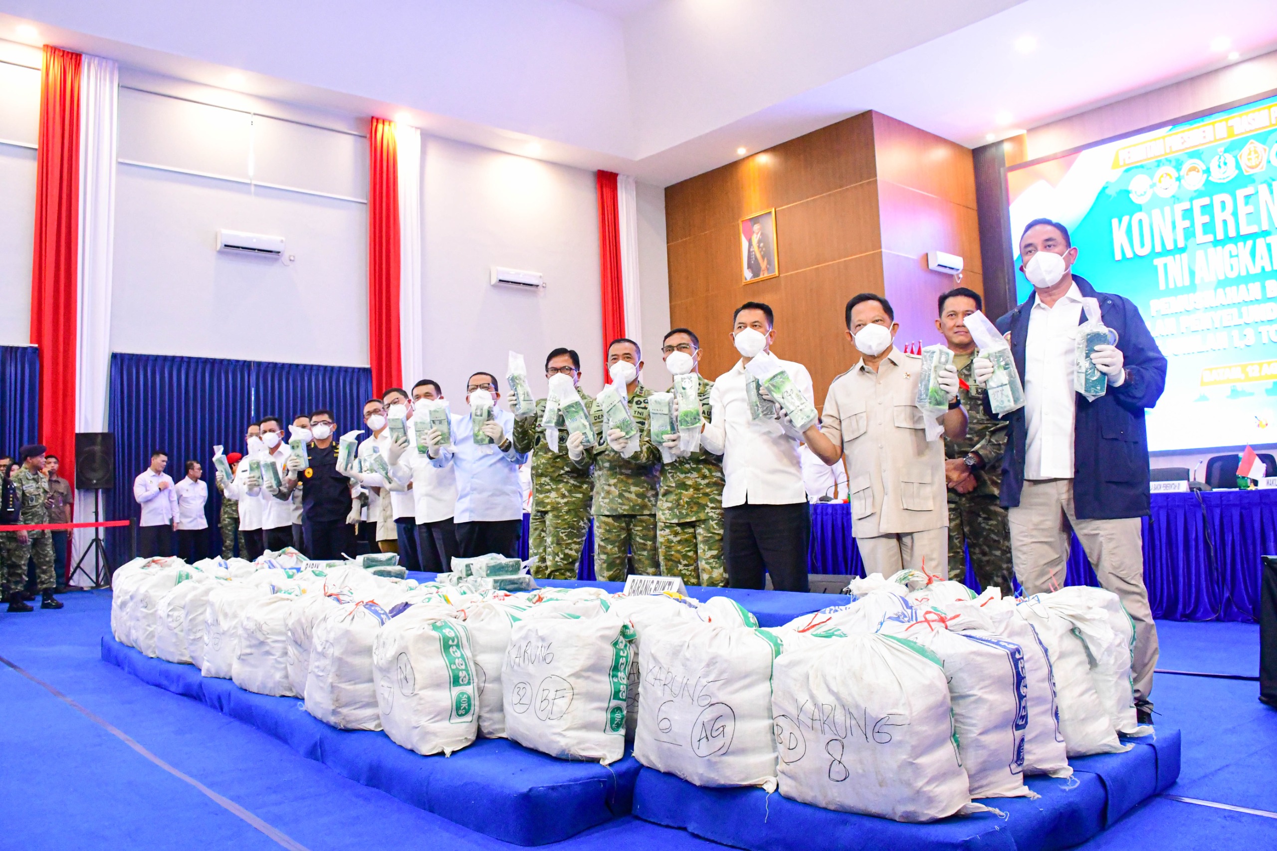 TNI AL Musnahkan 1,36 Ton Ketamin Hasil Pengungkapan MV King Sun di Batam