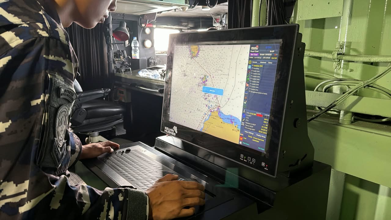 KRI Silas Papare-386 Patroli Perbatasan Indonesia–Malaysia dalam Operasi Beladau Sakti-26